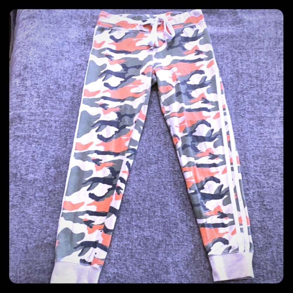 Camo sweatpants